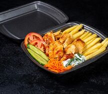 Шаурма в тарелке с говядиной 