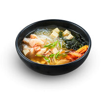 Суп большой с креветками и курицей