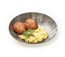 Котлетки из индейки с картофельным пюре