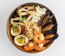 Корейский рамён с морепродуктами