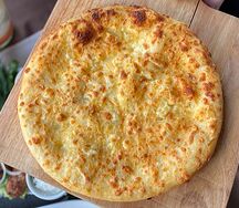 Хачапури с мясом и сыром