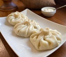 Хинкали с креветками и сыром