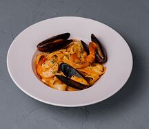Паста тальятелле с морепродуктами