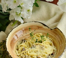 Паста с куриным филе и грибами