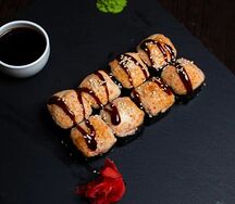 Запеченный с мидиями и беконом