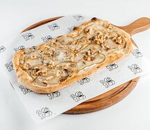 Пинца Груша-горгонзола