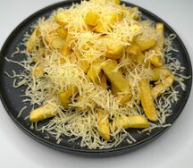 Картофель фри с пармезаном 