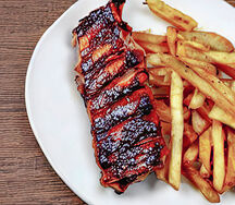 Zedlander pork spare ribs with fries