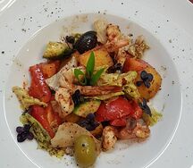 Салат Каталонский с креветками