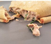 Crêpe salée fromage poulet