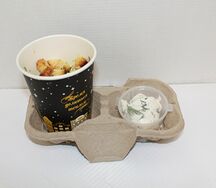 Омлет в стакане с беконом и помидорами