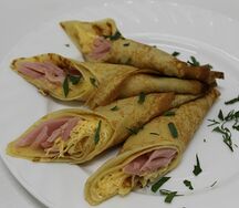 Блинчики с ветчиной и сыром