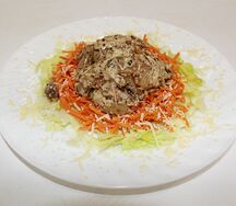 Салат теплый пикантный