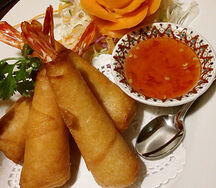 Shrimps spring roll