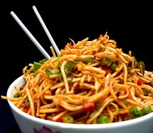 Schezwan noodles veg