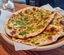 Garlic chili & coriander naan