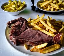 T-bone & chips