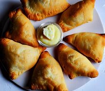 Cheese sambousic