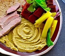 Hummus & beef
