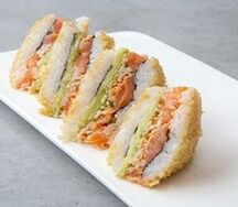 Spicy salmon wrap