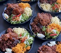 Ghanaian waakye rice with salad & plantain (only)