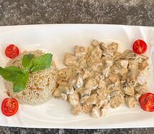 Курица с грибами в сливочном соусе 