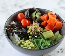 Поке с лососем