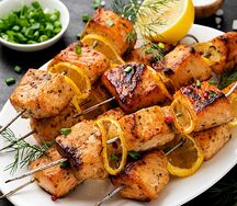 Brochette de poisson mérou