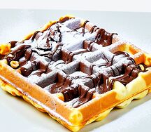 Nutella & Nuts Waffle