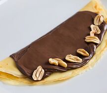 Nutella & Nuts Crepe