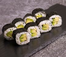 Маки с авокадо