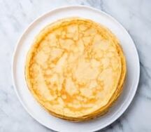 Crêpe fourrée, viande hachée de boeuf, fromage