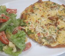 Omelette ou oeufs brouillés jambon fromage