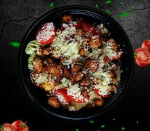 Цезарь с курицей