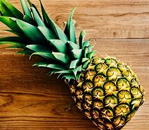 Fresh Fruit Pineapples