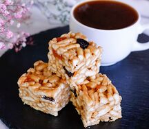 Чак-чак народный с изюмом и курагой