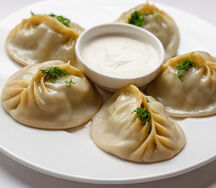 Манты с джусаем и мясом