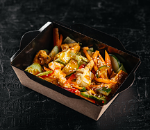 Салат с курицей и кимчи