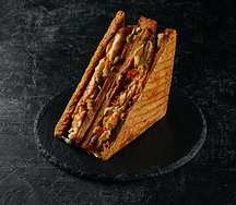 Сэндвич с курицей гриль