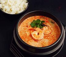 Том Ям с морепродуктами