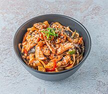 Вок со свининой терияки и лапшой