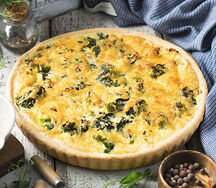 С брокколи, шпинатом и цветной капустой, брюссельский, большой