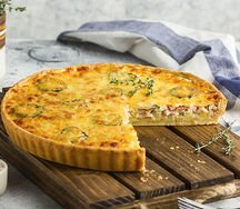 Грудинка копченая с картошечкой и огурчиками (большой)