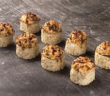 Запеченный угорь и лосось