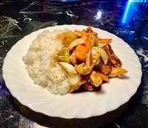 Рис с курицей в кляре и баклажанами