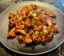 Курица, жаренная с картофелем