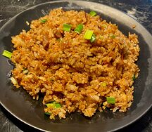 D10г Жареный рис с говядиной и соевым соусом