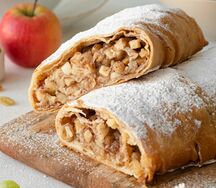 Штрудель с яблоками и изюмом