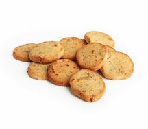 Печенье с сыром Дорблю и грецким орехом