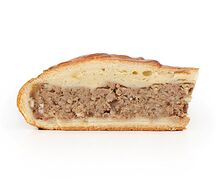 Пирог сдобный с мясом